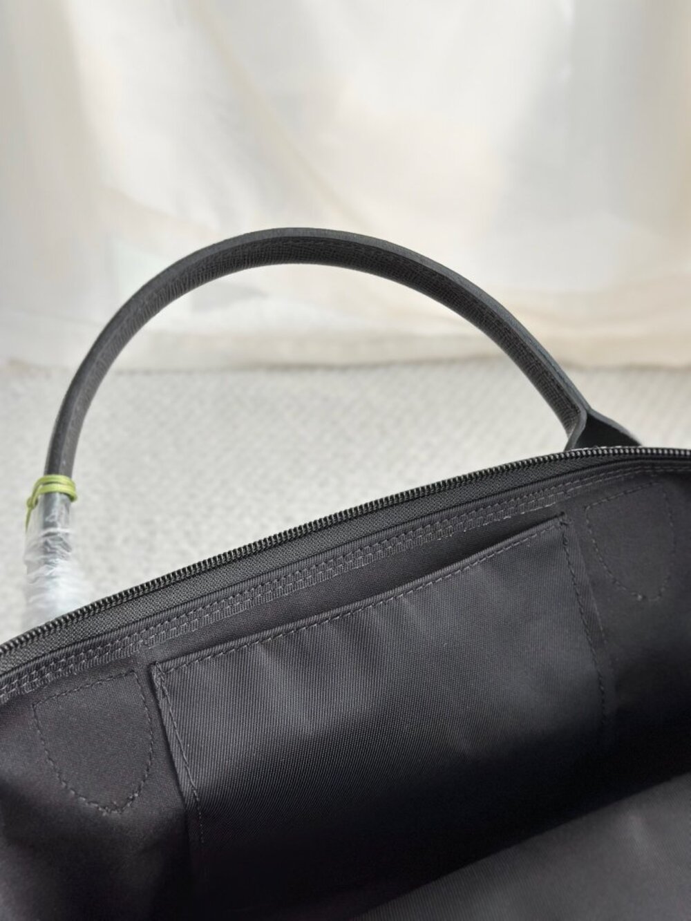 Longchamp Le Pliage Energy Black Duffle Travel Bag - Picture 9 of 9